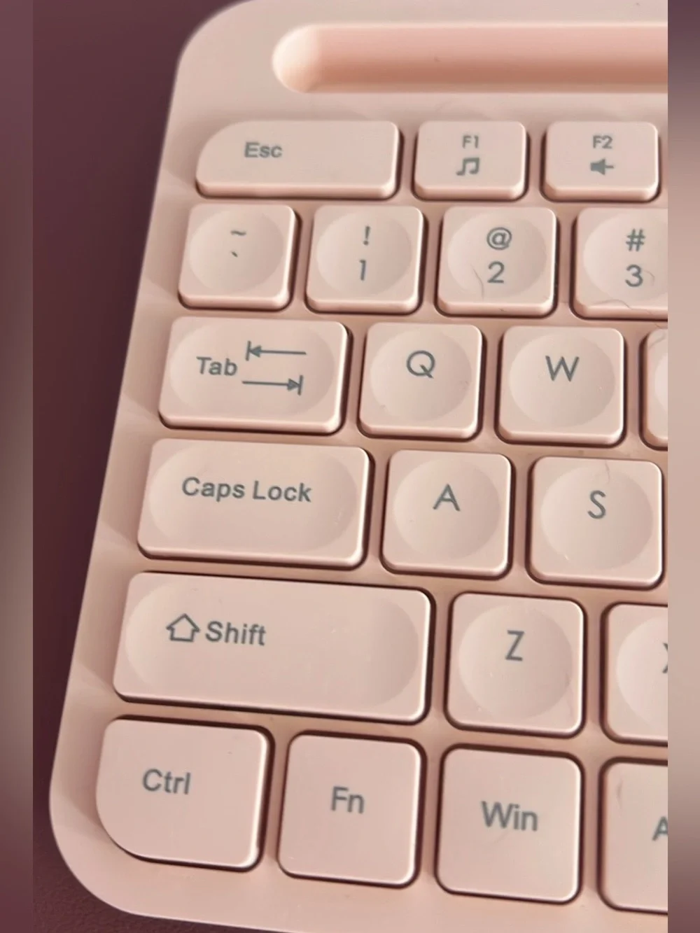 WisFox Wireless Keyboard and Mouse Combo - Pink